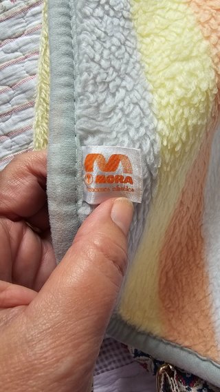 MANTA DE CUNA MORA