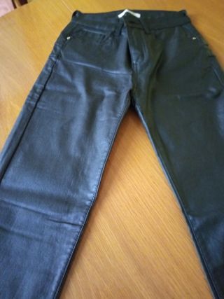 Pantalón encerado