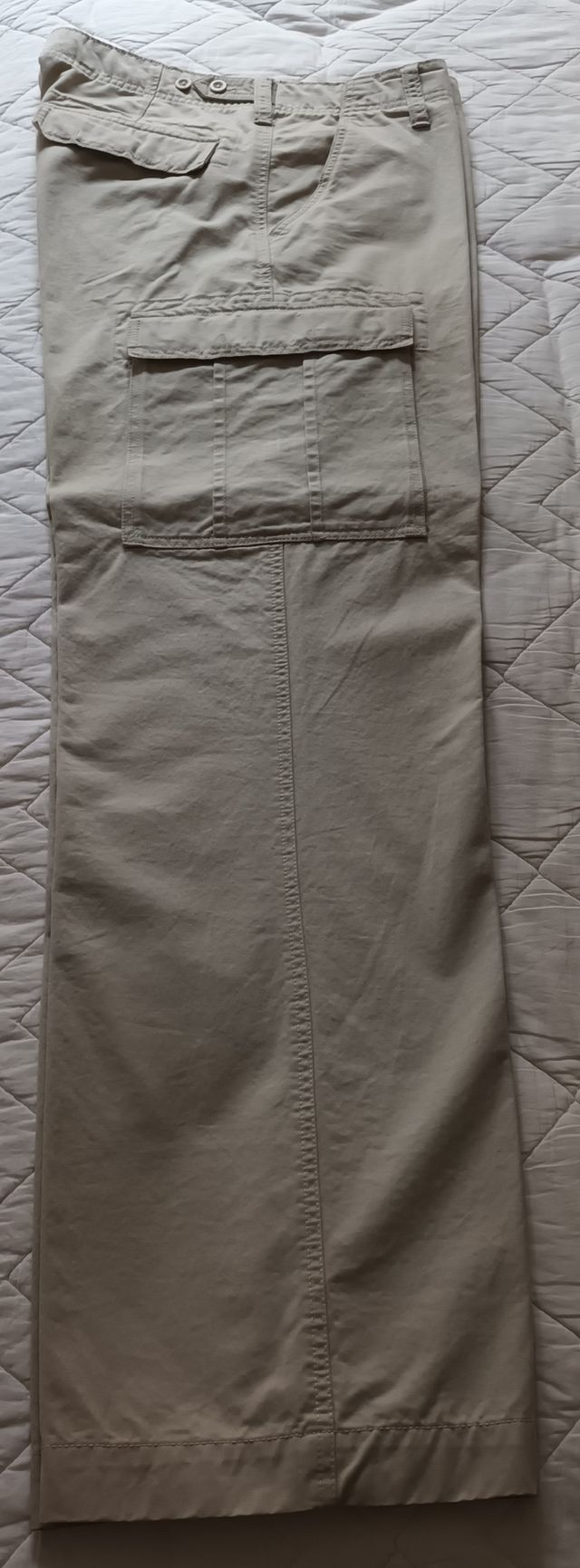 Pantalón GAP bolsillos laterales Beige W34x34