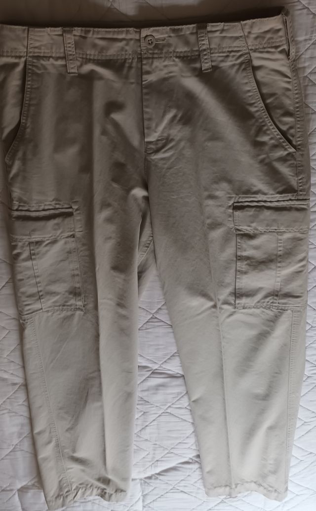 Pantalón GAP bolsillos laterales Beige W34x34