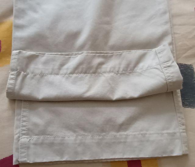 Pantalón GAP bolsillos laterales Beige W34x34