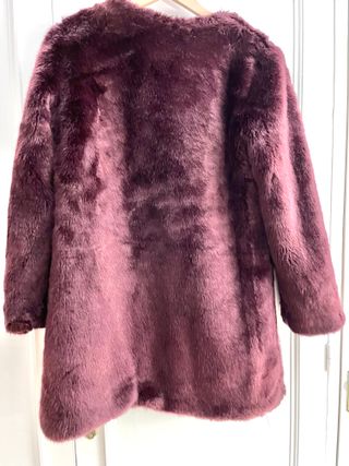 Chaquetón piel sintética burdeos