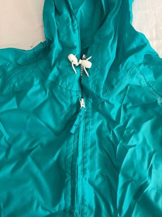 Chubasquero Quechua Decathlon talla XS-S