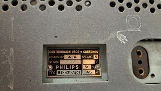 Radio antigua Phillips 1953.