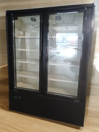 MURAL EXPOSITOR 2 PUERTAS DE CRITAL