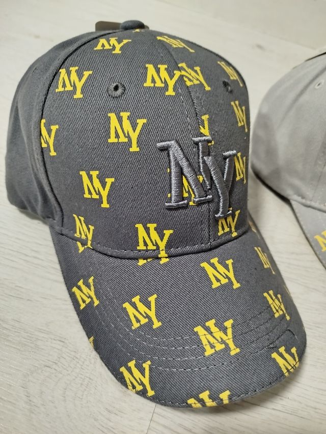 Gorras nuevas y otras