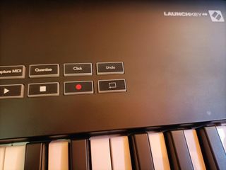 Teclado Novation Launchkey 49 MK3