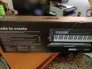 Teclado Novation Launchkey 49 MK3