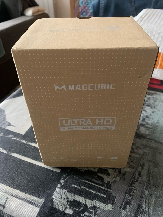 Proiettore e schermo