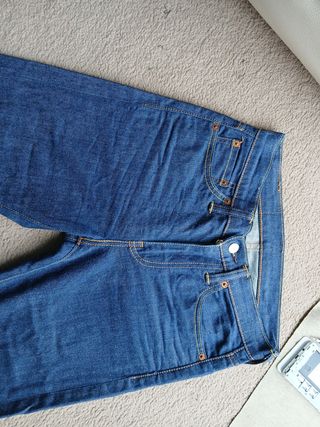 Levis 510 talla 27