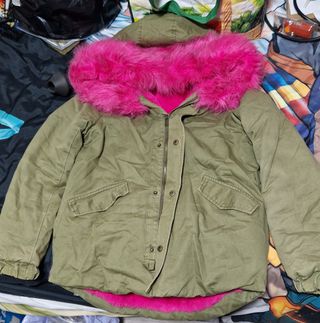 Abrigo Parka verde y rosa