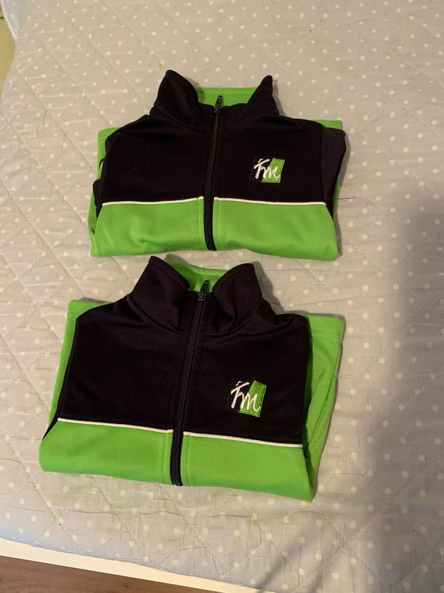 Uniforme Lasalle Franciscanas Montpelier talla 2