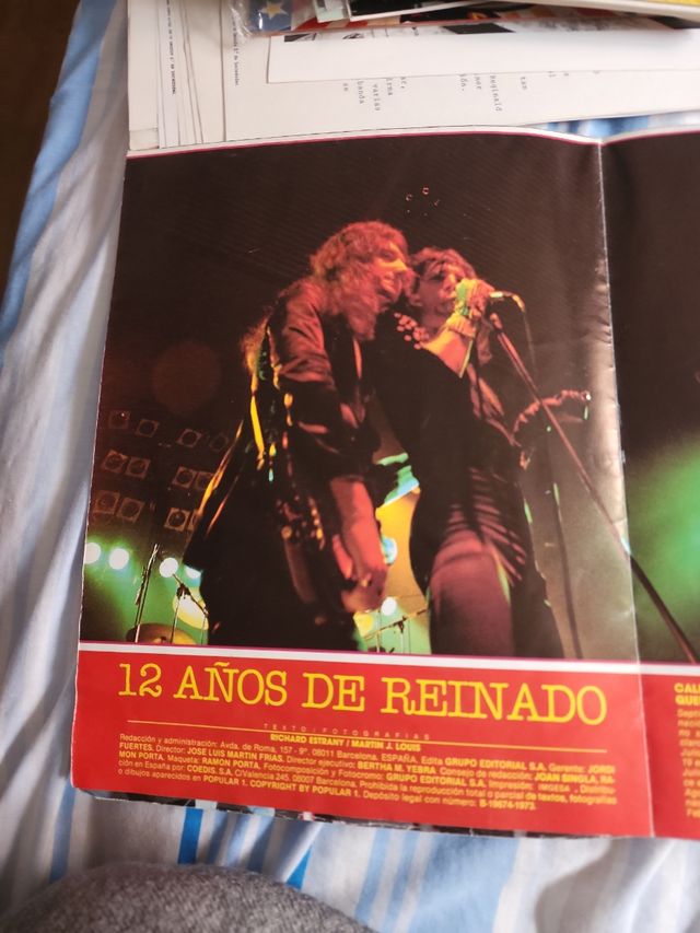 QUEEN REVISTA POSTER MUY ANTIGUA SPAIN