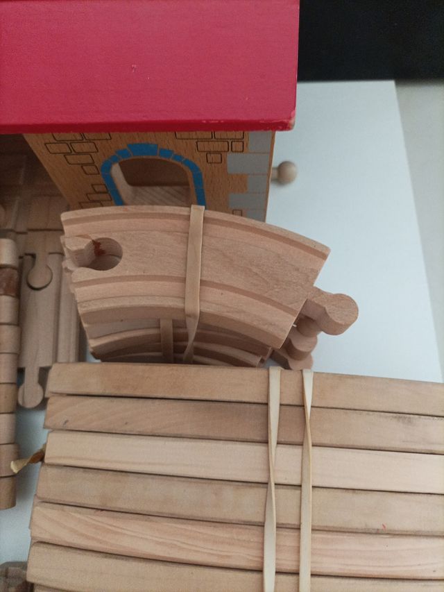 Tren de madera Imaginarium