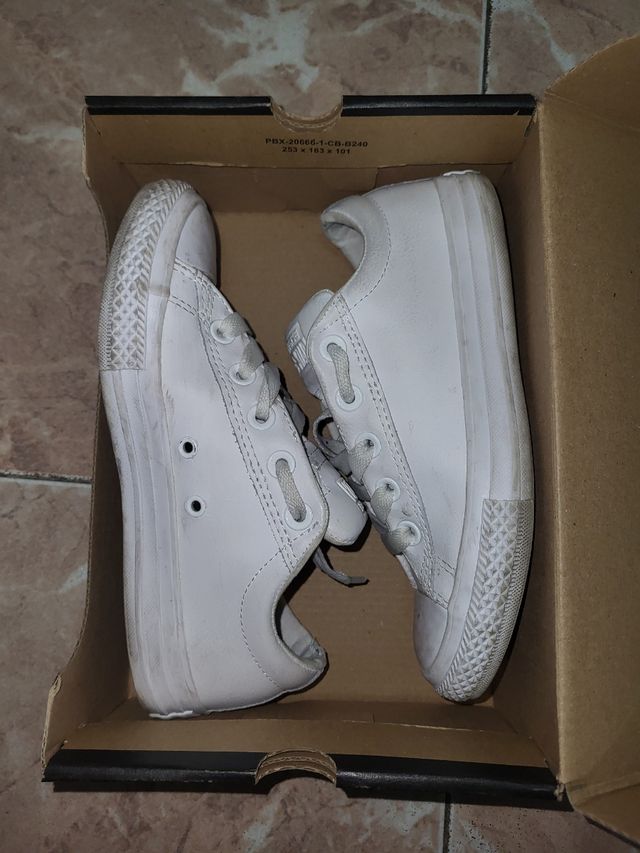 Zapatillas Converse. T.34