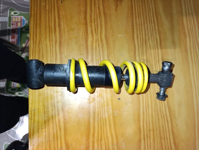 amortiguador trasero Yamaha tzr