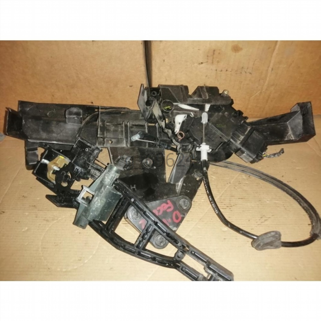 Cerradura puerta delantera derecha Ford FO g_69624