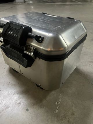 Maleta Arcón Givi Trekker Outback Monokey 42L