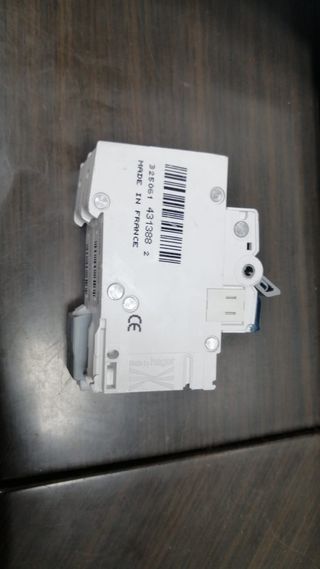 Interruttori magnetotermici Hager MCN263E C63