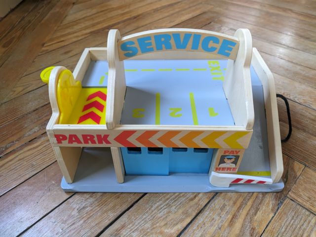 Garaje/ parking Melissa & Doug 