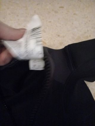 Traje de busear nuevo solo loe puesto 2b