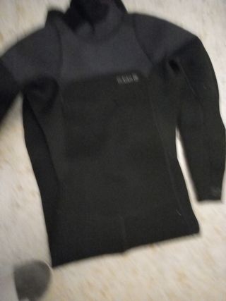 Traje de busear nuevo solo loe puesto 2b