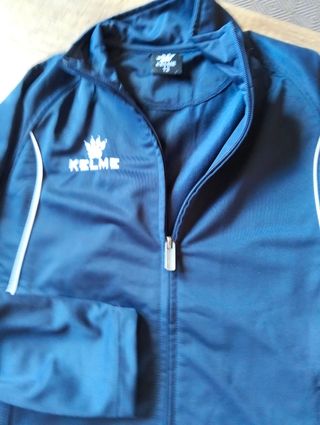 Chándal Kelme talla 12