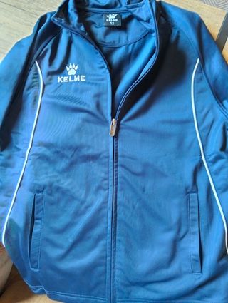 Chándal Kelme talla 12