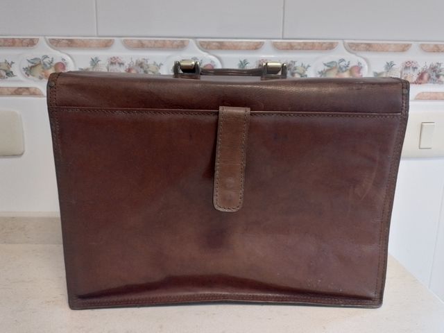 Maletin portafolios de piel