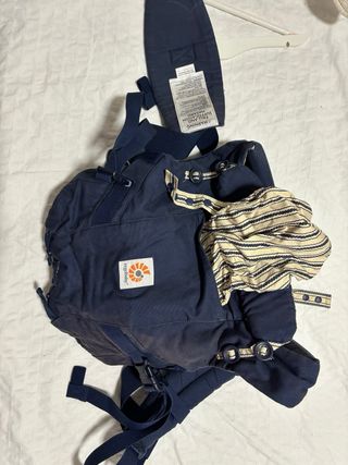 Mochila Ergobaby Adapt (COLOR ADMIRAL BLUE)