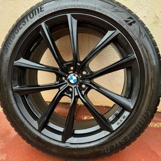 Juego Ruedas Invierno BMW X7 Bridgestone 21”