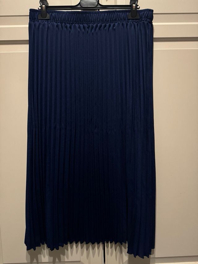 Falda plisada azul