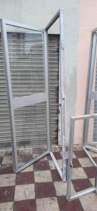 Puertas de paso aluminio