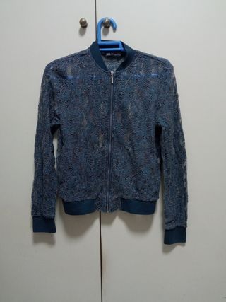 Sudadera con cremallera Zara