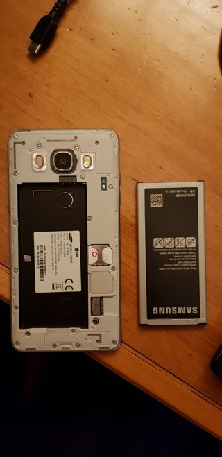SAMSUNG J5