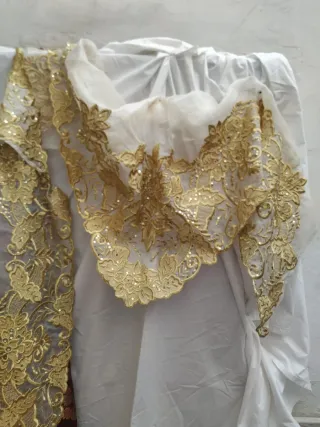 Manteleta fallera + pico