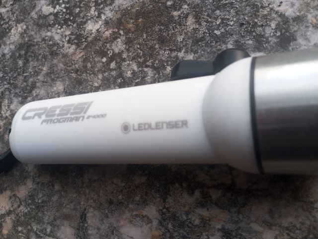 Linterna Cressi Led