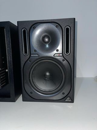 monitores de estudio altovoces