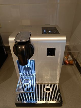 Nespresso Lattissima Pro