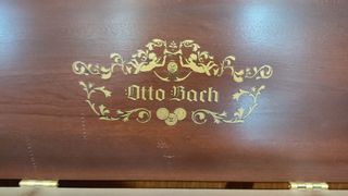 Piano clásico Otto Bach