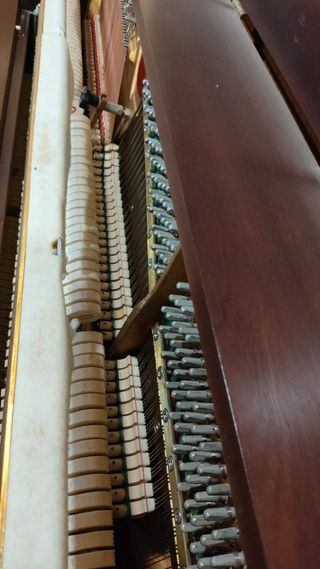 Piano clásico Otto Bach