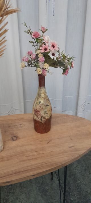 Jarrones decorativos  echos a mano