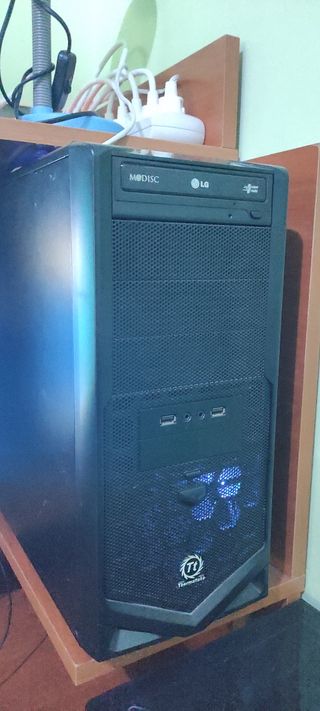 Ordenador Torre + Monitor