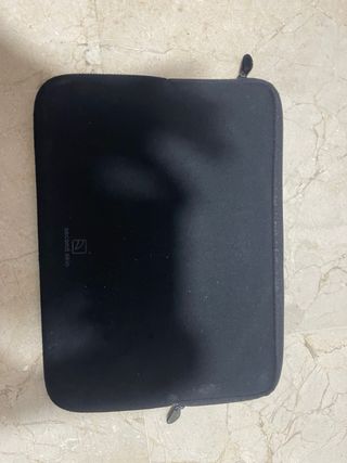 Funda Portatil 1415” Tucano Colore Negro