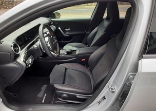Mercedes-Benz Clase A 250e AMG line 2022 32.000 km