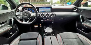 Mercedes-Benz Clase A 250e AMG line 2022 32.000 km