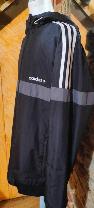 Chaqueta cortavientos Adidas L