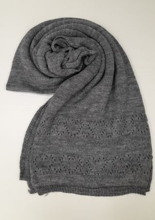 Sciarpa donna in lana grigia