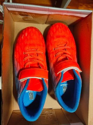 Botas futbol 33
