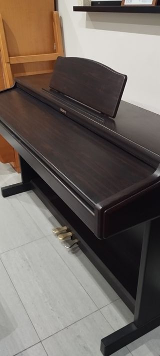 Piano digital Roland HP 237Re